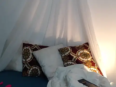 Lailahadi online show from 17, 11, 2025