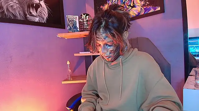 luxiel  online show from 4, 2, 2026