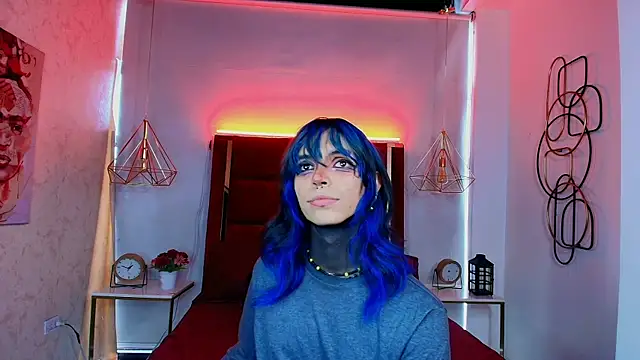 Snapshot of luxiel_ chatting on 28, 5, 2026 luxiel online show from 28, 5, 2026