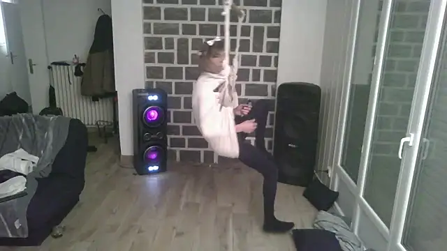 samia42 online show from 14, 12, 2025