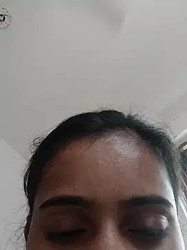 Snapshot of hezal_sweet chatting on 4, 12, 2025 hezal sweet online show from 4, 12, 2025