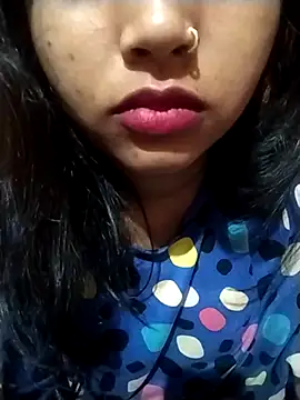Sexy Divya   online show from 7, 4, 2026