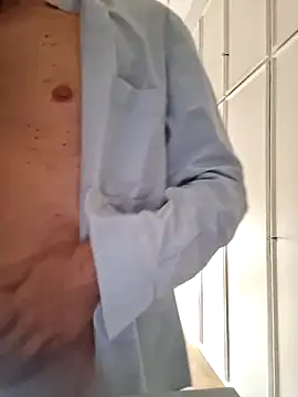 CuteDaddy92 online show from 6, 3, 2026