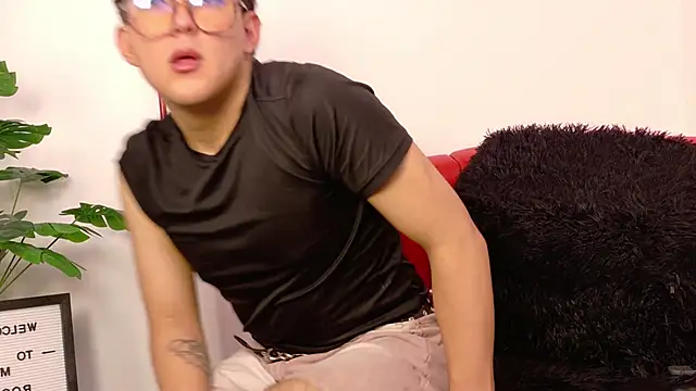 Valentin X online show from 13, 11, 2025