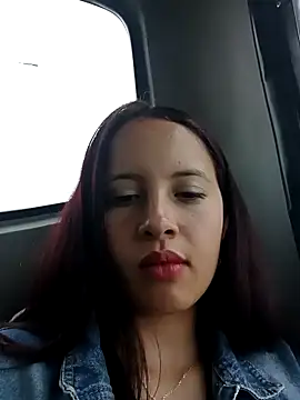 Snapshot of Chloe_2-4 chatting on 10, 11, 2025 Chloe 2-4 online show from 10, 11, 2025