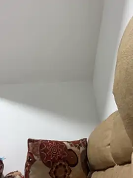 Snapshot of 17-ABBY_01 chatting on 21, 11, 2025 17-ABBY 01 online show from 21, 11, 2025