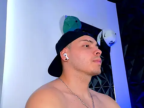 Maxwell Dupont online show from 25, 11, 2025