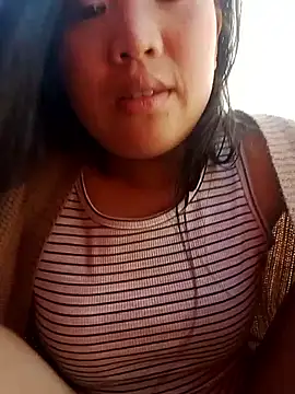 Yumiik2kk online show from 30, 11, 2025