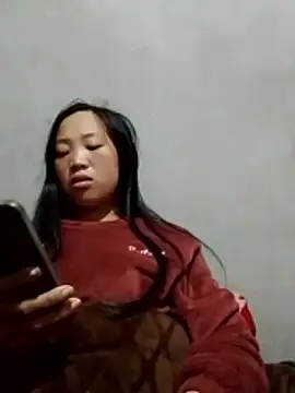 Yumiik2kk online show from 1, 12, 2025