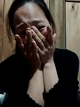 Yumiik2kk online show from 21, 12, 2025