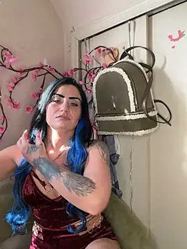 Snapshot of ValayaNoire chatting on 9, 2, 2026 ValayaNoire online show from 9, 2, 2026