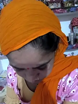 Snapshot of Hot_suini chatting on 7, 2, 2026 Hot suini online show from 7, 2, 2026