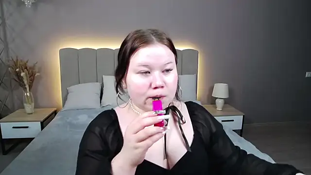 EvaNova  online show from 28, 11, 2025