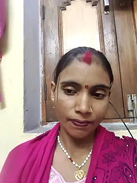 manishakapoor online show from 8, 11, 2025