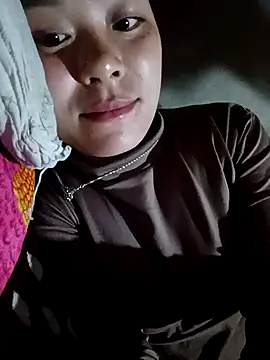 Lyla john online show from 6, 2, 2026