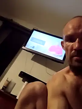 Snapshot of Fraser23 chatting on 14, 11, 2025 Fraser23 online show from 14, 11, 2025