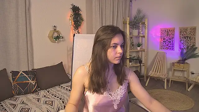 FrancescaCavaliere online show from 6, 4, 2026