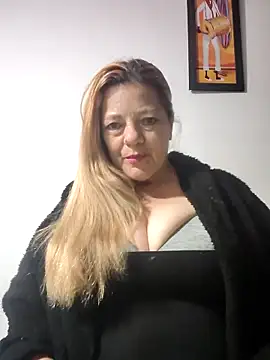 karlaanqui1 online show from 20, 5, 2026