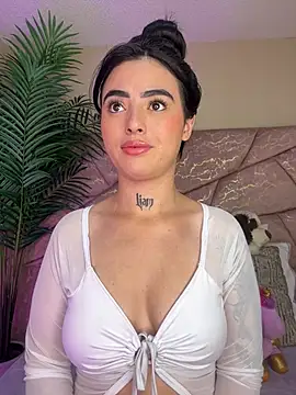  Naomi Fox  online show from 10, 1, 2026