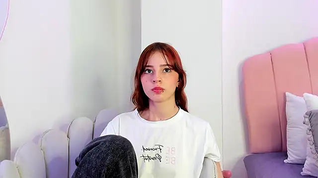 scarlett smith 3 online show from 24, 11, 2025