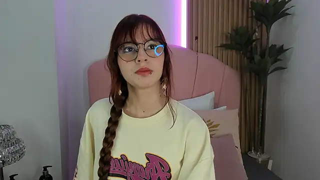 scarlett smith 3 online show from 20, 12, 2025