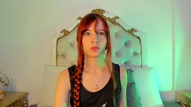 scarlett smith 3 online show from 22, 4, 2026