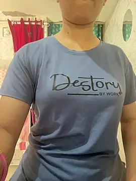 Snapshot of Red_Queen_11 chatting on 19, 3, 2026 Red Queen 11 online show from 19, 3, 2026