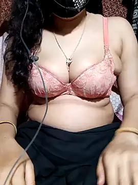 HotGirl23231 online show from 17, 4, 2026