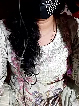 HotGirl23231 online show from 12, 6, 2026