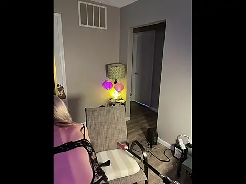 Snapshot of machineslut chatting on 7, 5, 2026 machineslut online show from 7, 5, 2026