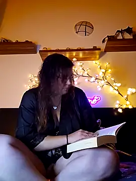 Snapshot of Persephone_CH_off chatting on 27, 11, 2025 Persephone CH off online show from 27, 11, 2025