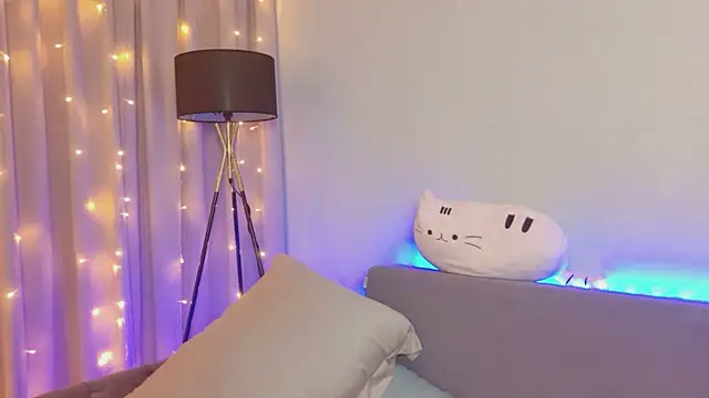 Snapshot of ur_shy_bambi chatting on 3, 3, 2026 ur shy bambi online show from 3, 3, 2026