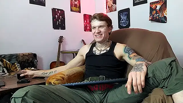 Huntall77 online show from 20, 12, 2025