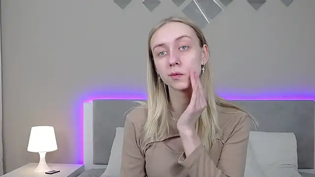 RachaelCute online show from 5, 3, 2026