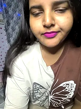 Snapshot of drakezone chatting on 4, 12, 2025 drakezone online show from 4, 12, 2025