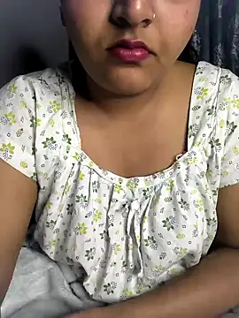 Snapshot of drakezone chatting on 16, 12, 2025 drakezone online show from 16, 12, 2025