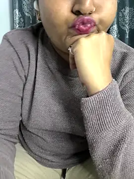 Snapshot of drakezone chatting on 23, 12, 2025 drakezone online show from 23, 12, 2025