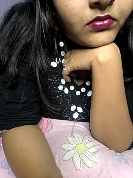 Snapshot of drakezone chatting on 3, 2, 2026 drakezone online show from 3, 2, 2026