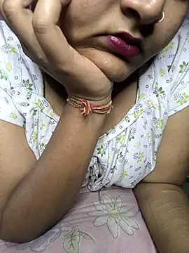 Snapshot of drakezone chatting on 14, 2, 2026 drakezone online show from 14, 2, 2026