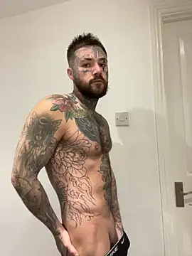 Snapshot of magicmichaell chatting on 24, 11, 2025 magicmichaell online show from 24, 11, 2025