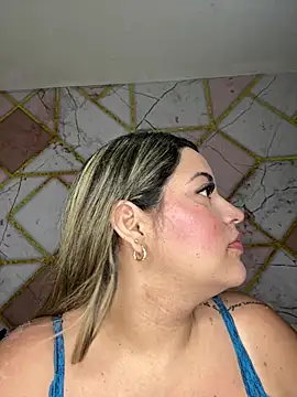 Snapshot of Amira_Malia chatting on 24, 2, 2026 Amira Malia online show from 24, 2, 2026