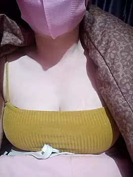 Snapshot of MiHeni chatting on 6, 1, 2026 MiHeni online show from 6, 1, 2026