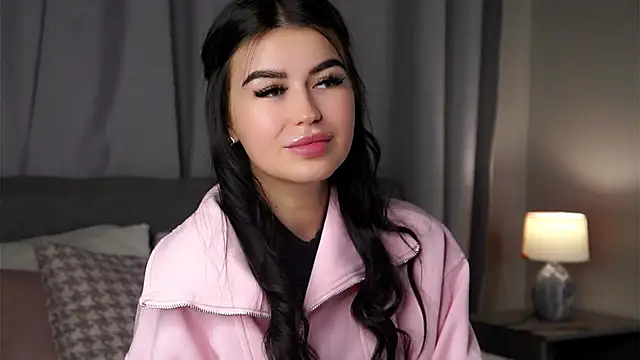 Snapshot of CoreenYorton chatting on 18, 1, 2026 CoreenYorton online show from 18, 1, 2026