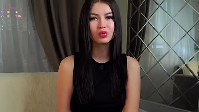 Snapshot of CoreenYorton chatting on 22, 2, 2026 CoreenYorton online show from 22, 2, 2026