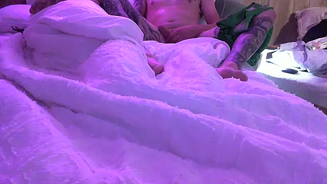 jayteelive online show from 8, 4, 2026