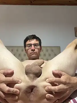 JuanchiSxL online show from 24, 11, 2025