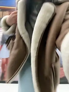 luvvmill online show from 12, 11, 2025