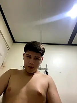 luisDi07 online show from 11, 11, 2025