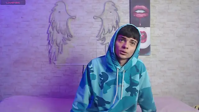 axel milo kairo and noa online show from 3, 2, 2026