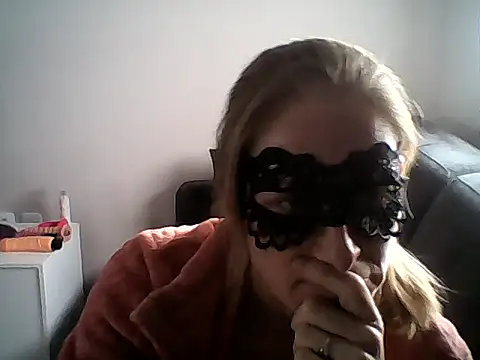 MelleEloa online show from 24, 11, 2025